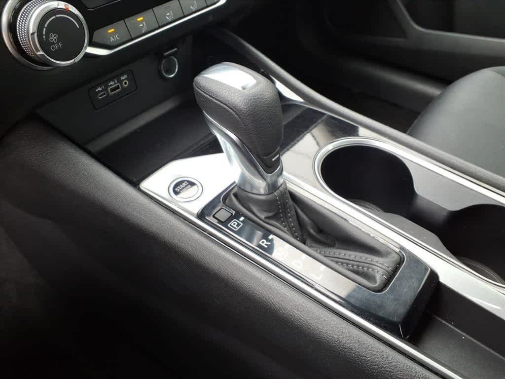 2024 Nissan Altima 2.5 SV Sedan