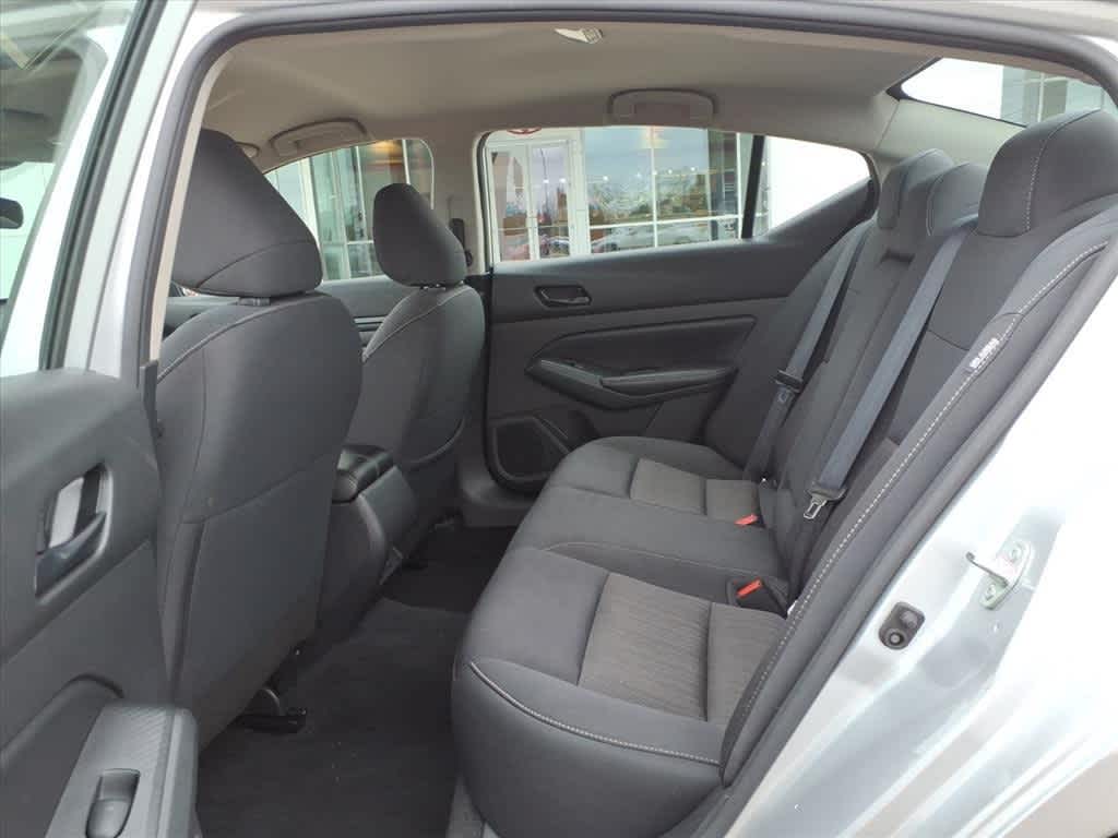 2024 Nissan Altima 2.5 SV Sedan