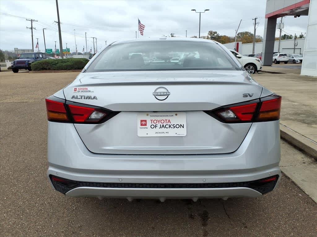 2024 Nissan Altima 2.5 SV Sedan