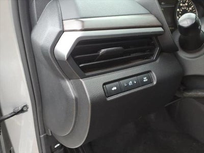 2024 Nissan Altima 2.5 SV Sedan