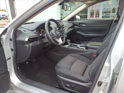 2024 Nissan Altima 2.5 SV Sedan