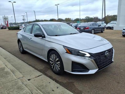 2024 Nissan Altima 2.5 SV Sedan