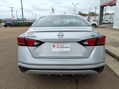 2024 Nissan Altima 2.5 SV Sedan