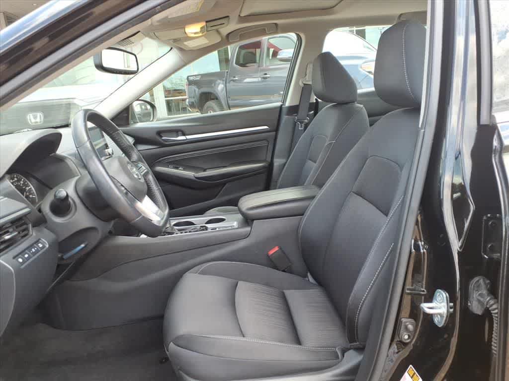 2019 Nissan Altima 2.5 SV AWD Sedan