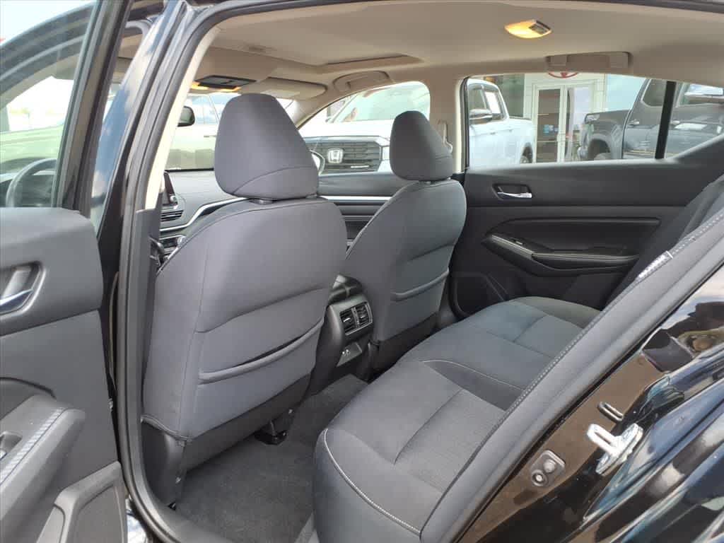 2019 Nissan Altima 2.5 SV AWD Sedan