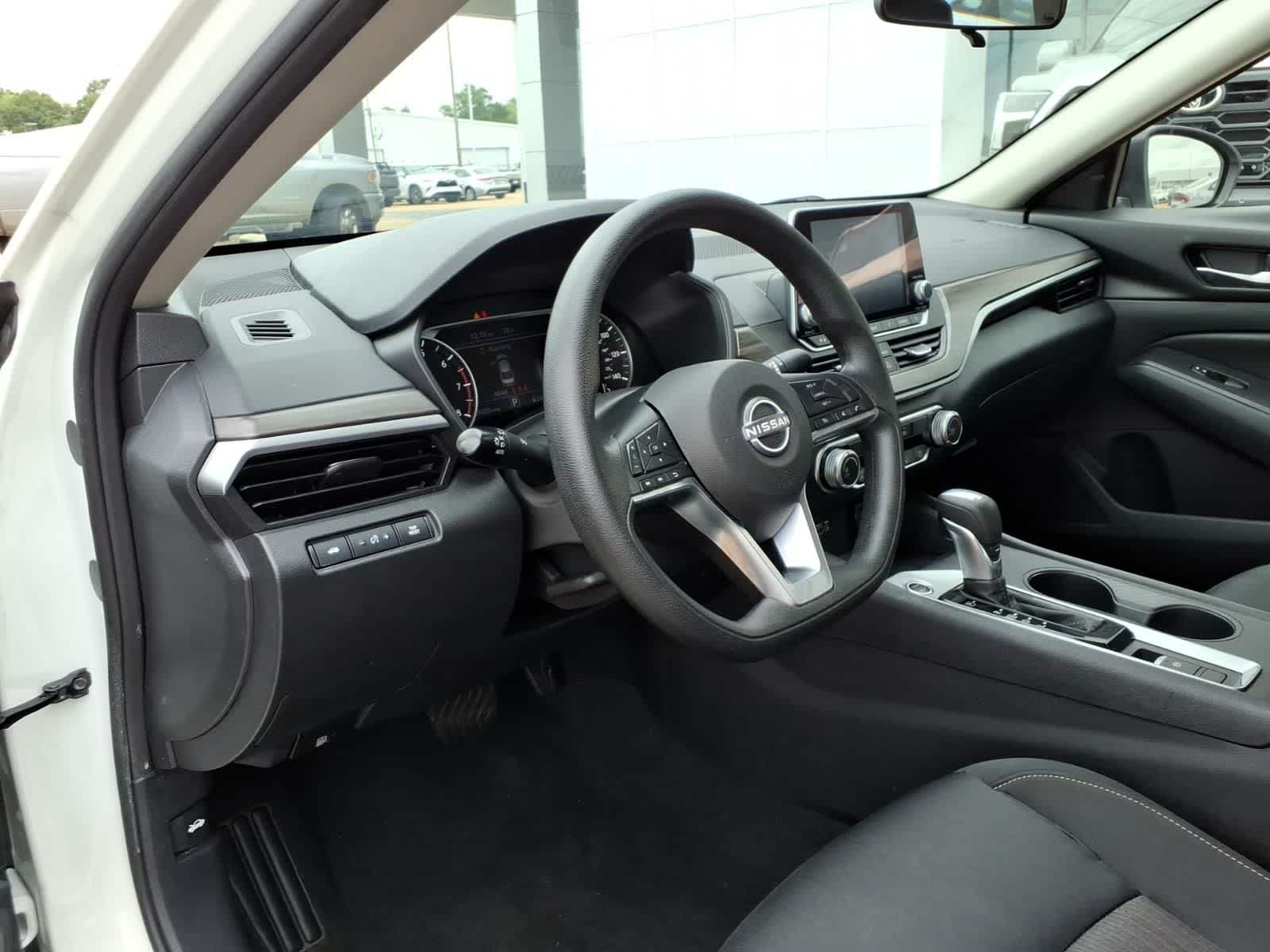 2025 Nissan Altima SV AWD