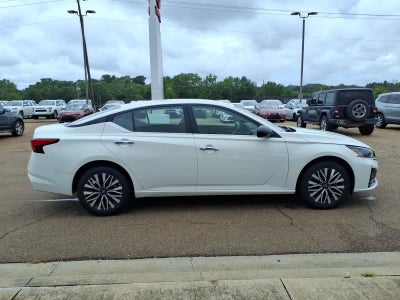 2025 Nissan Altima SV AWD