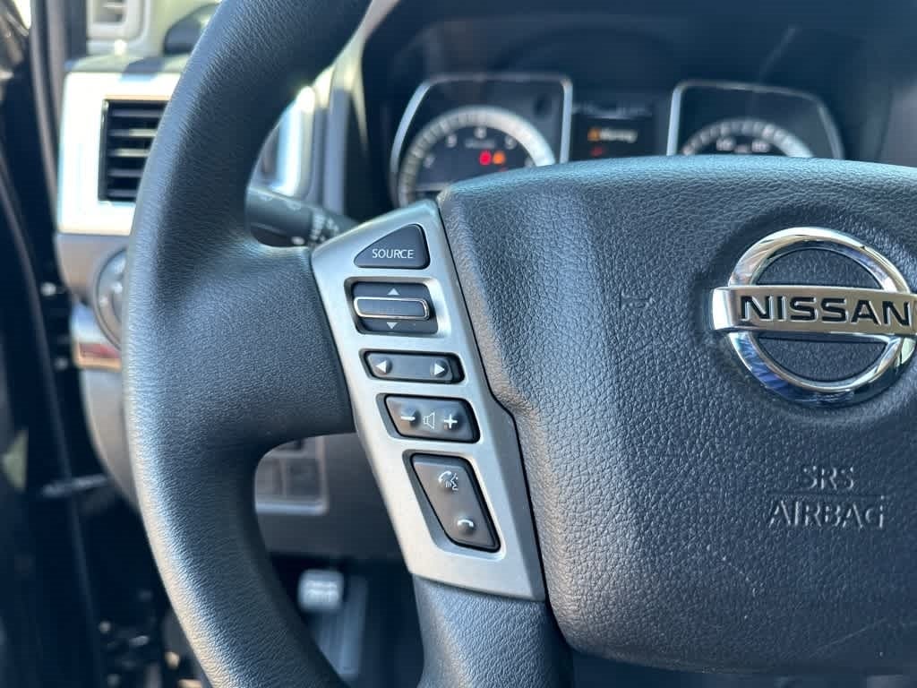 2018 Nissan Titan 4x4 Crew Cab SV