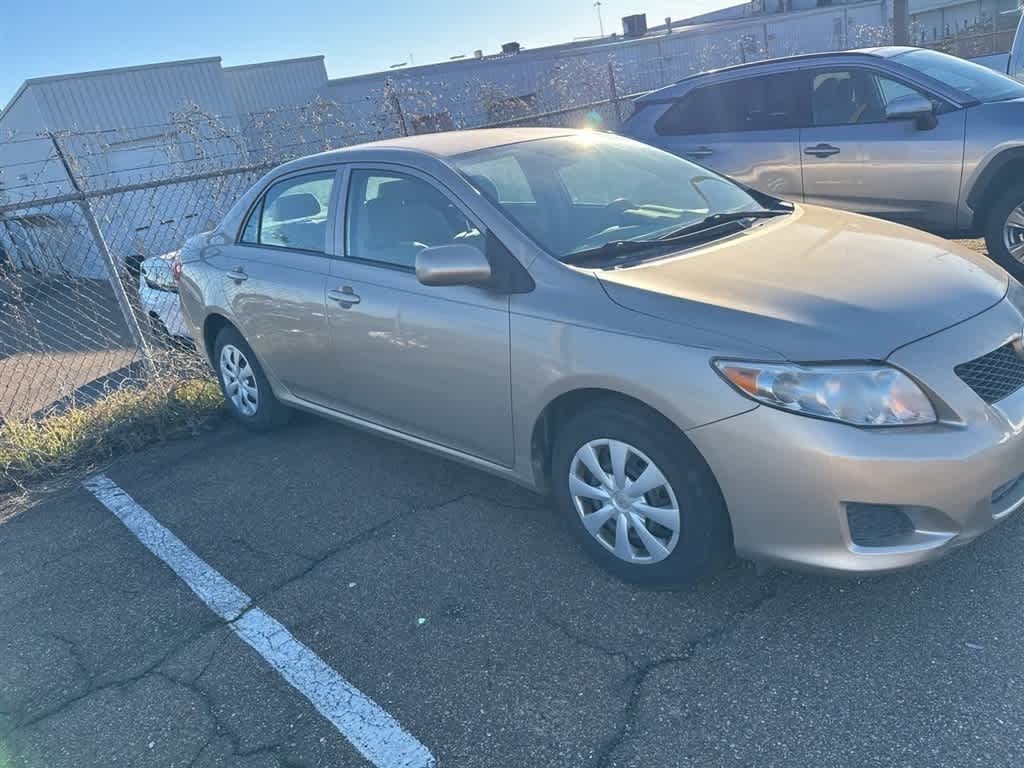 2010 Toyota Corolla 4dr Sdn Auto LE