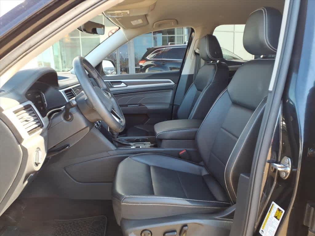 2023 Volkswagen Atlas 3.6L V6 SE w/Technology FWD