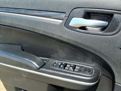 2019 Chrysler 300 Touring RWD