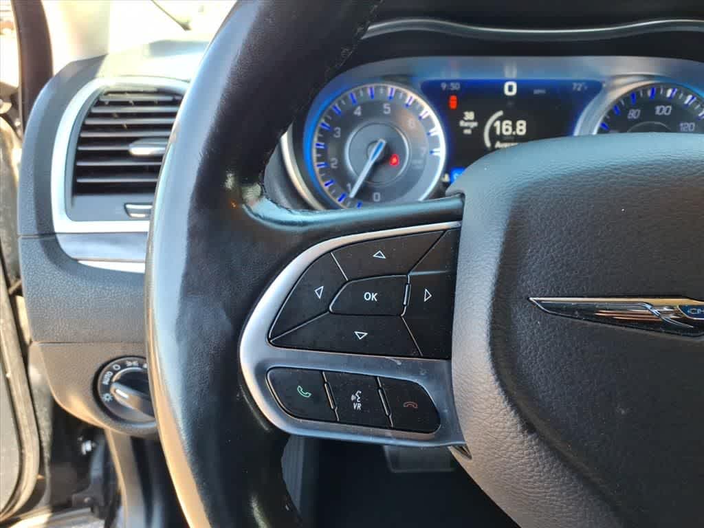 2019 Chrysler 300 Touring RWD