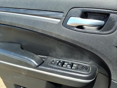 2019 Chrysler 300 Touring RWD