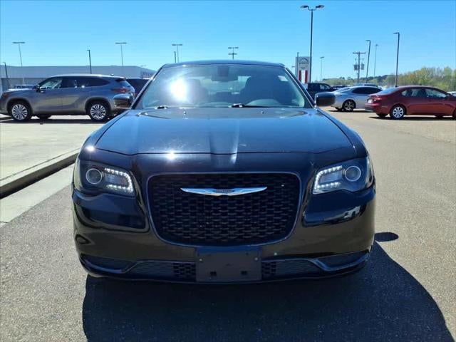 2019 Chrysler 300 Touring RWD