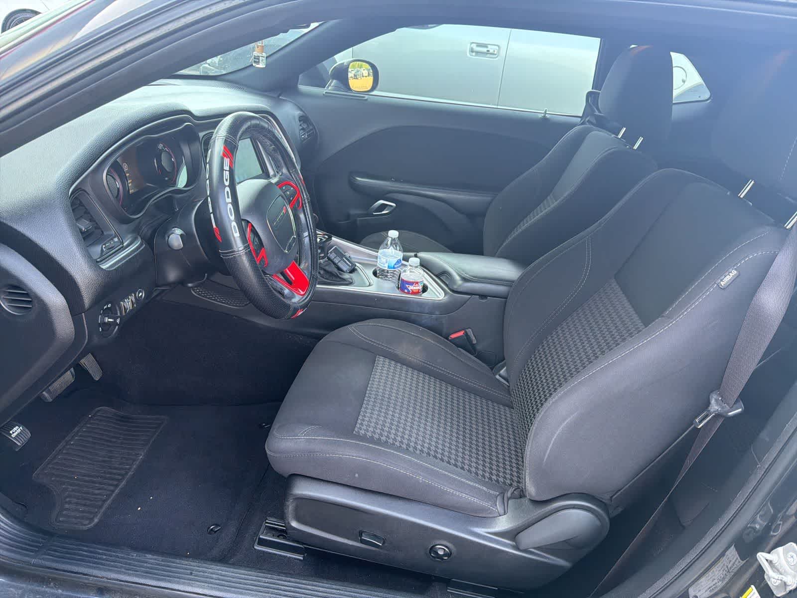 2019 Dodge Challenger SXT RWD