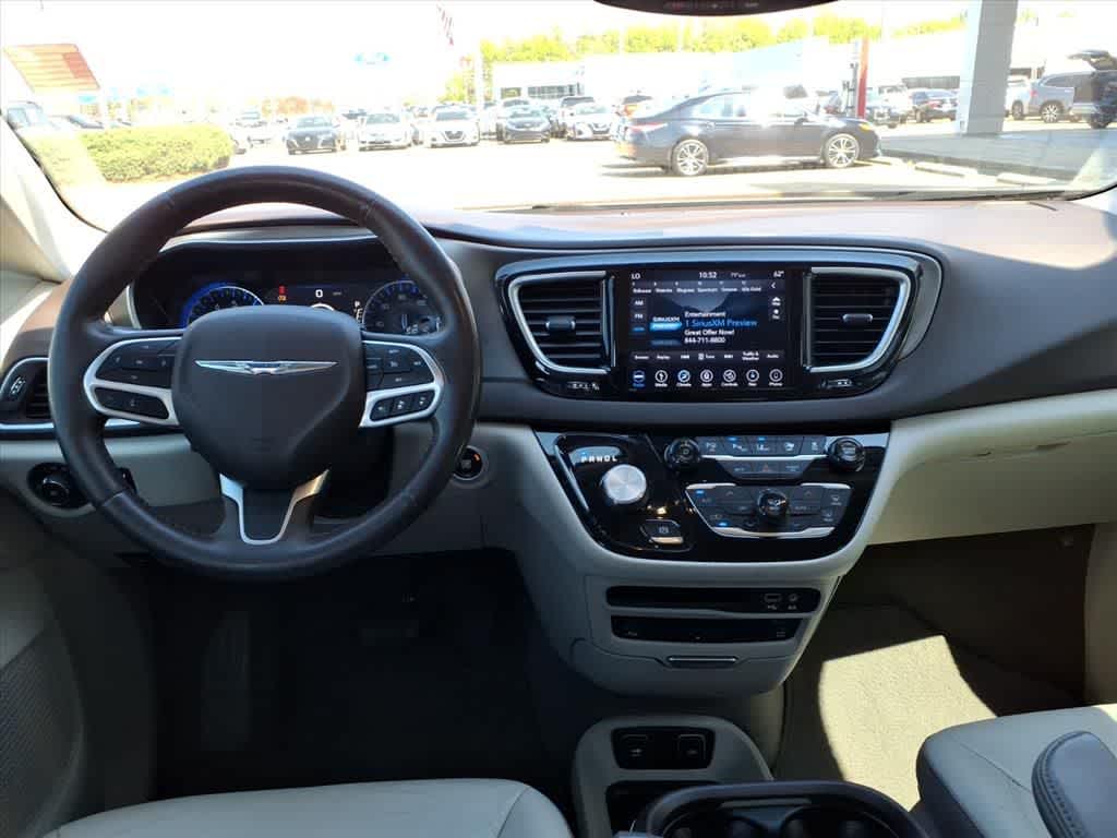2019 Chrysler Pacifica Touring L Plus FWD