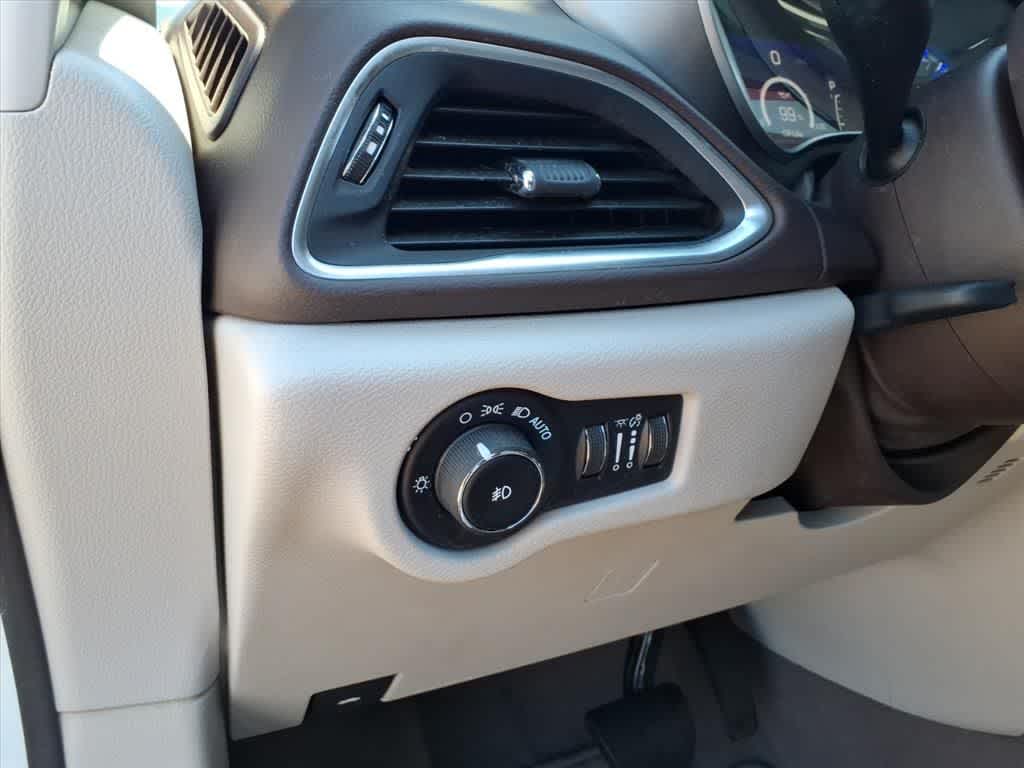 2019 Chrysler Pacifica Touring L Plus FWD