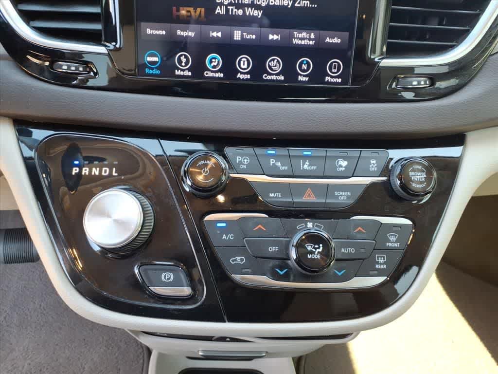 2019 Chrysler Pacifica Touring L Plus FWD