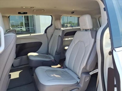 2019 Chrysler Pacifica Touring L Plus FWD