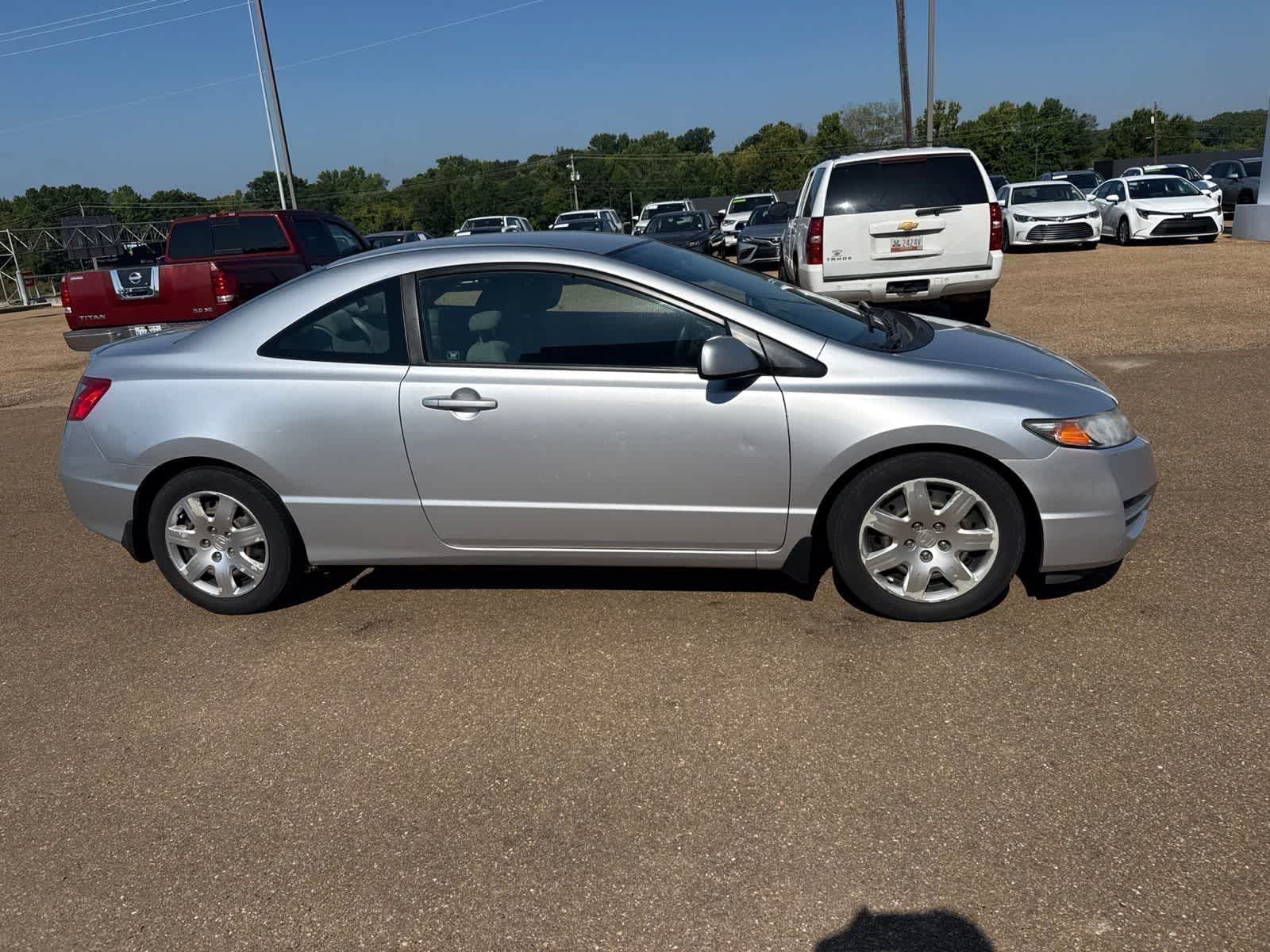 2011 Honda Civic 2dr Auto LX
