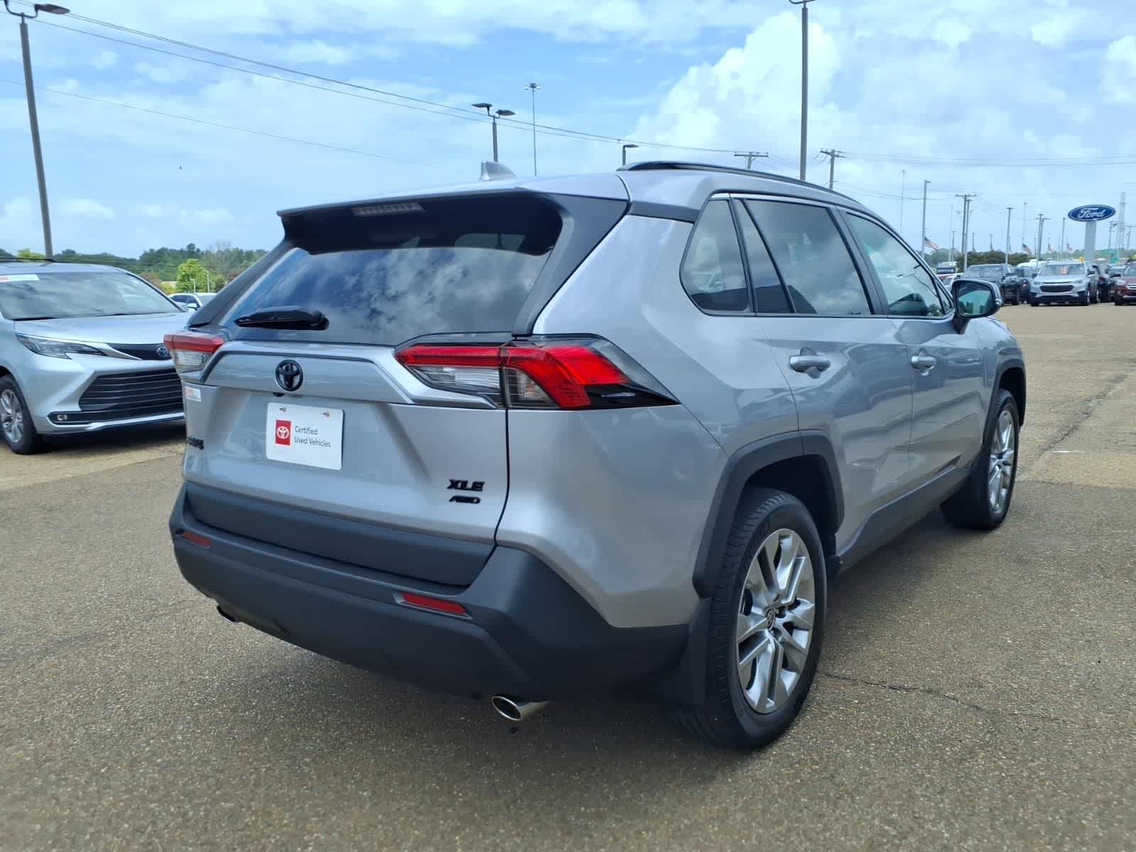 2024 Toyota RAV4 XLE Premium AWD