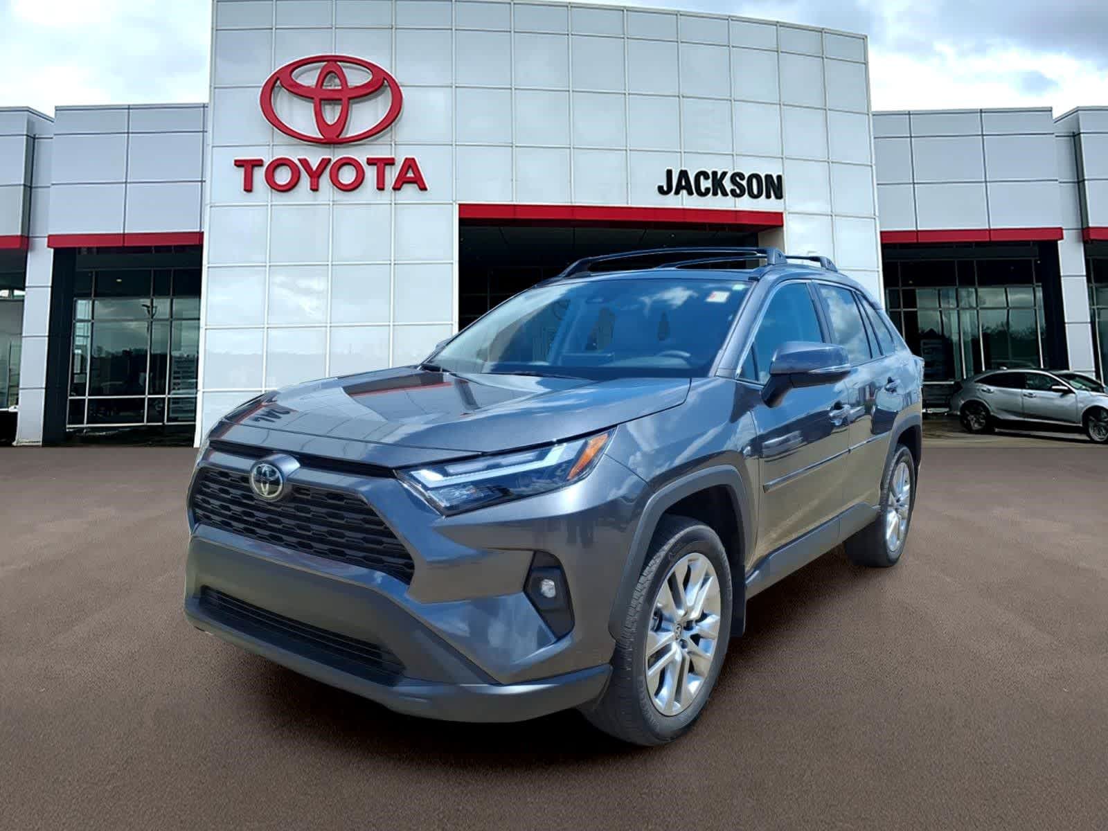 2025 Toyota RAV4 XLE Premium FWD