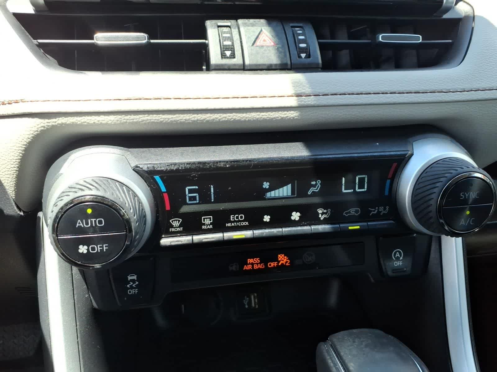 2025 Toyota RAV4 XLE Premium FWD