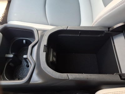2025 Toyota RAV4 XLE Premium FWD