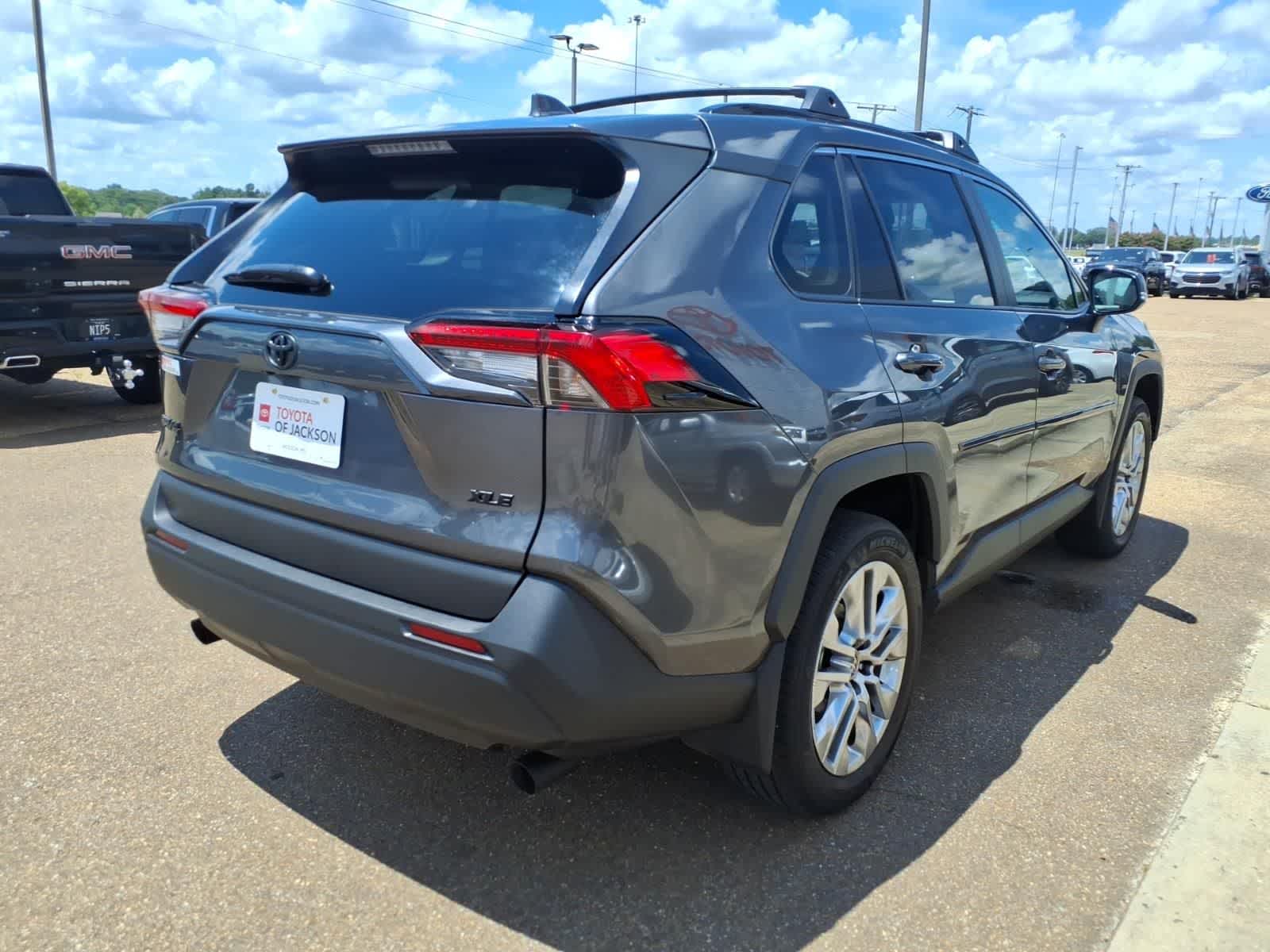 2025 Toyota RAV4 XLE Premium FWD