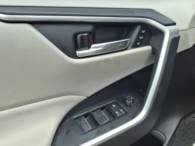 2022 Toyota RAV4 XLE Premium FWD