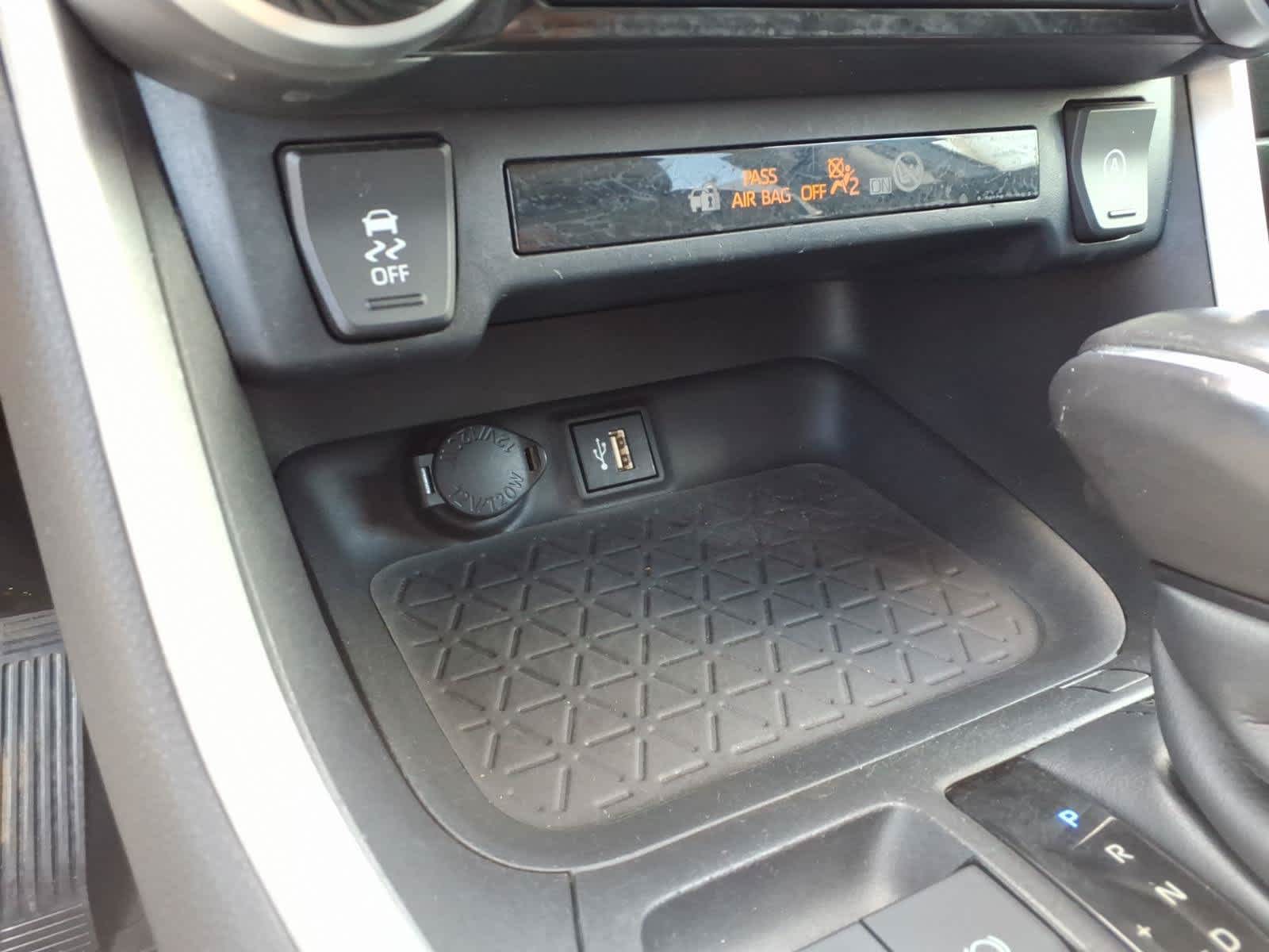2023 Toyota RAV4 XLE Premium FWD