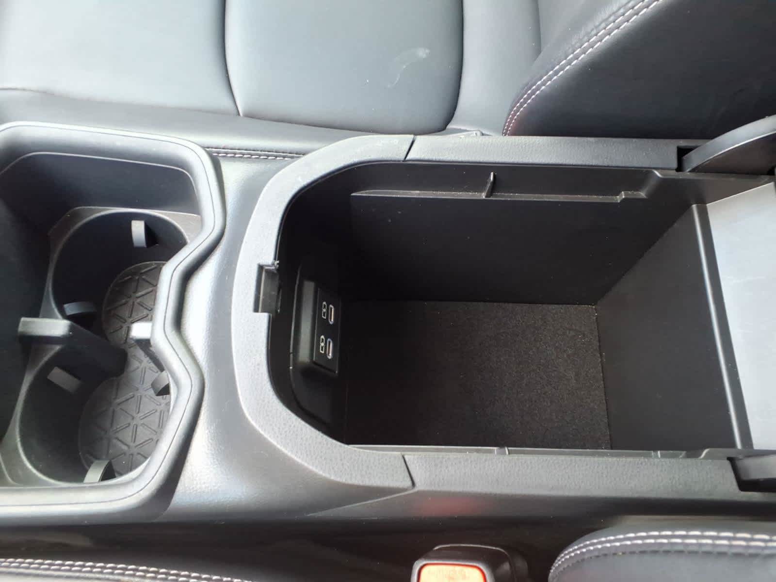 2023 Toyota RAV4 XLE Premium FWD