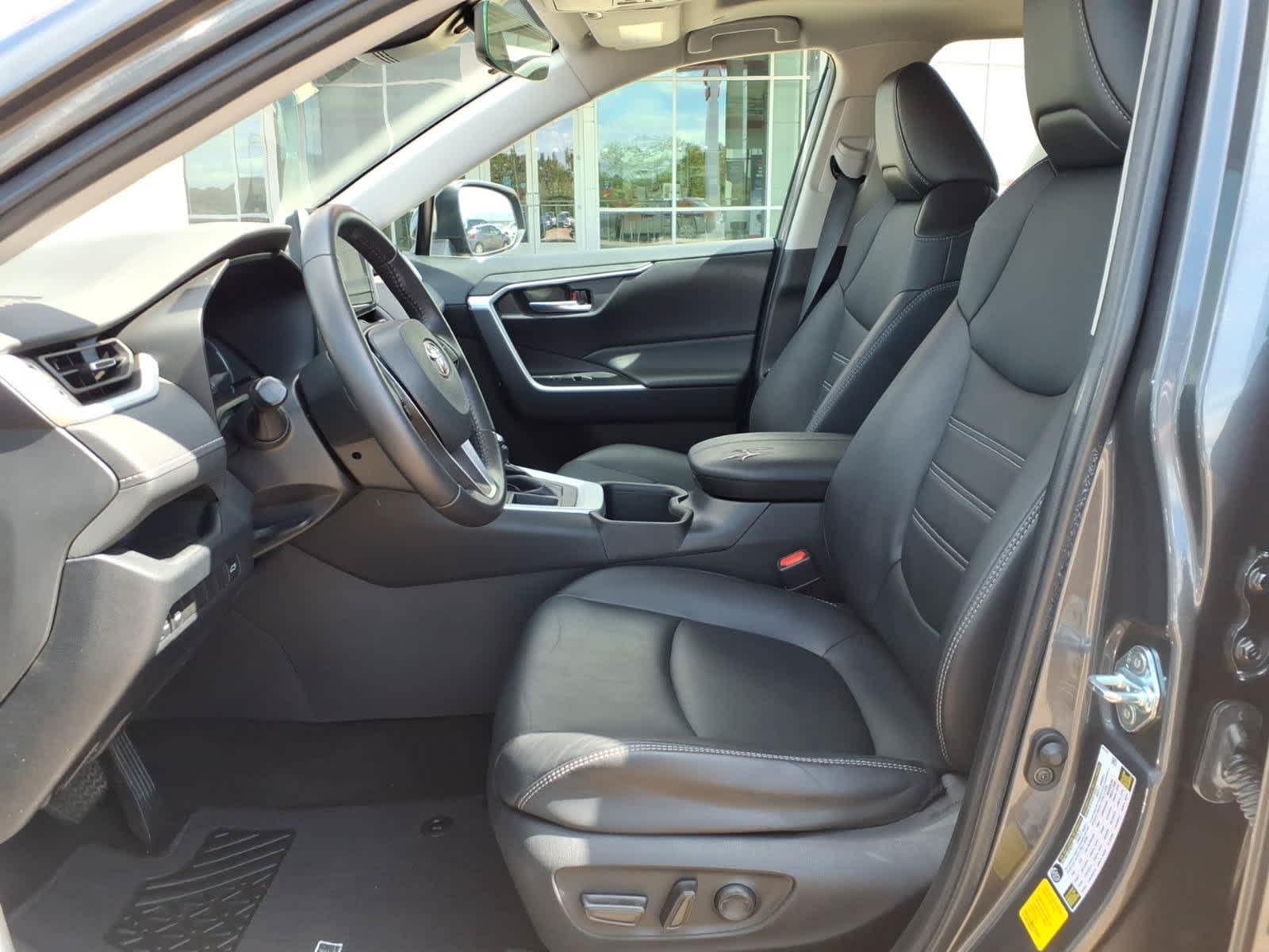2023 Toyota RAV4 XLE Premium FWD