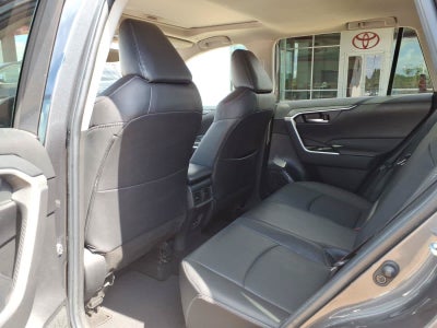 2023 Toyota RAV4 XLE Premium FWD