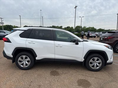 2020 Toyota RAV4 LE FWD