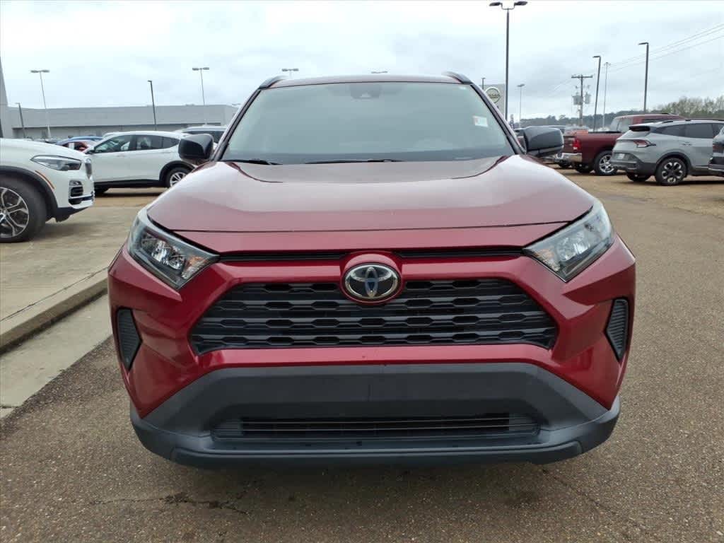 2019 Toyota RAV4 LE FWD