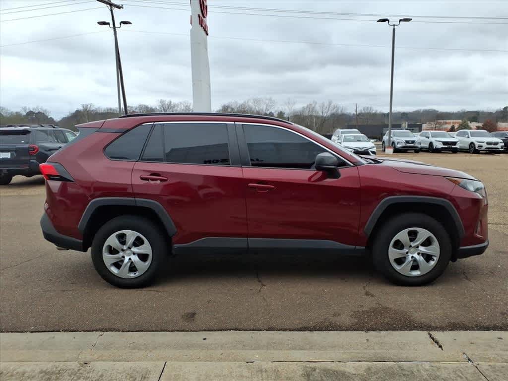 2019 Toyota RAV4 LE FWD