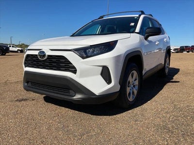 2020 Toyota RAV4 LE FWD
