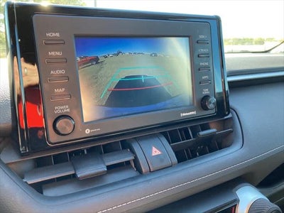 2020 Toyota RAV4 LE FWD