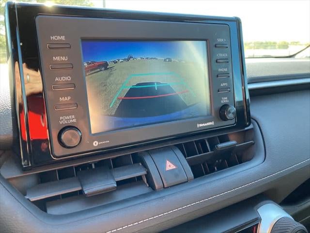 2020 Toyota RAV4 LE FWD