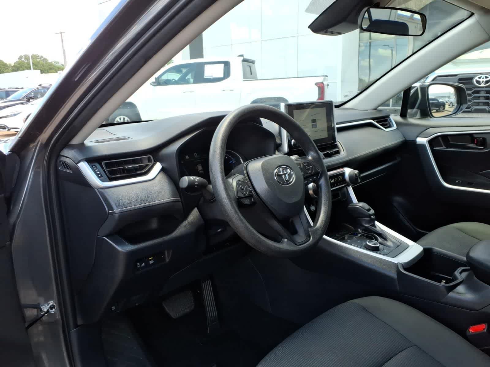 2025 Toyota RAV4 Hybrid LE AWD