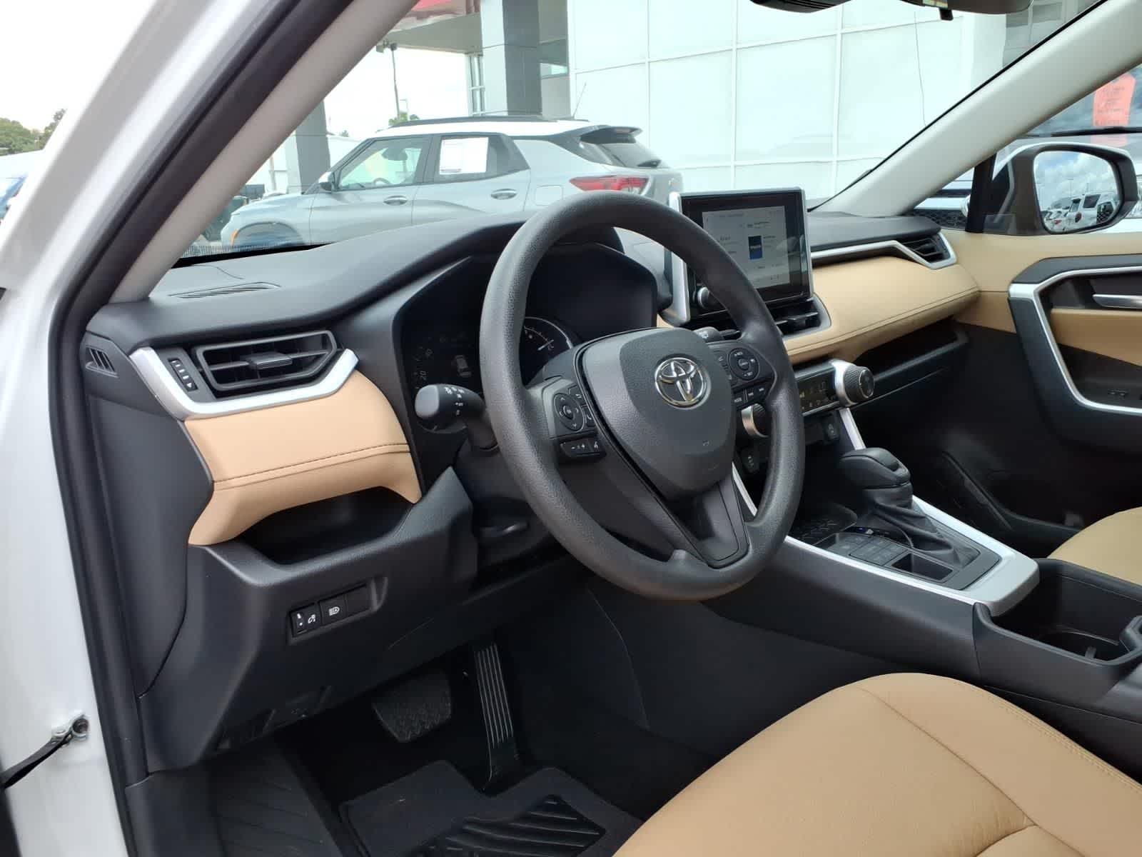 2024 Toyota RAV4 XLE AWD