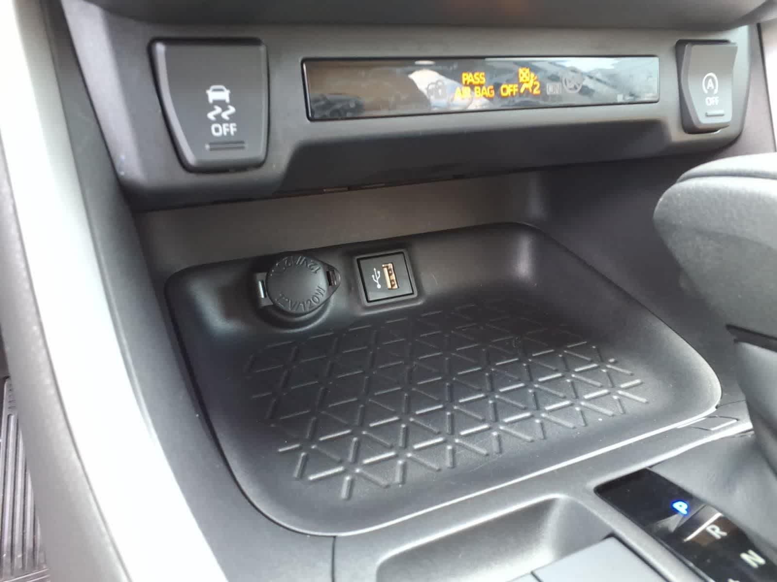 2024 Toyota RAV4 XLE AWD