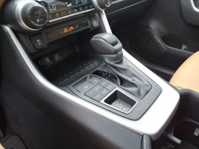 2024 Toyota RAV4 XLE AWD