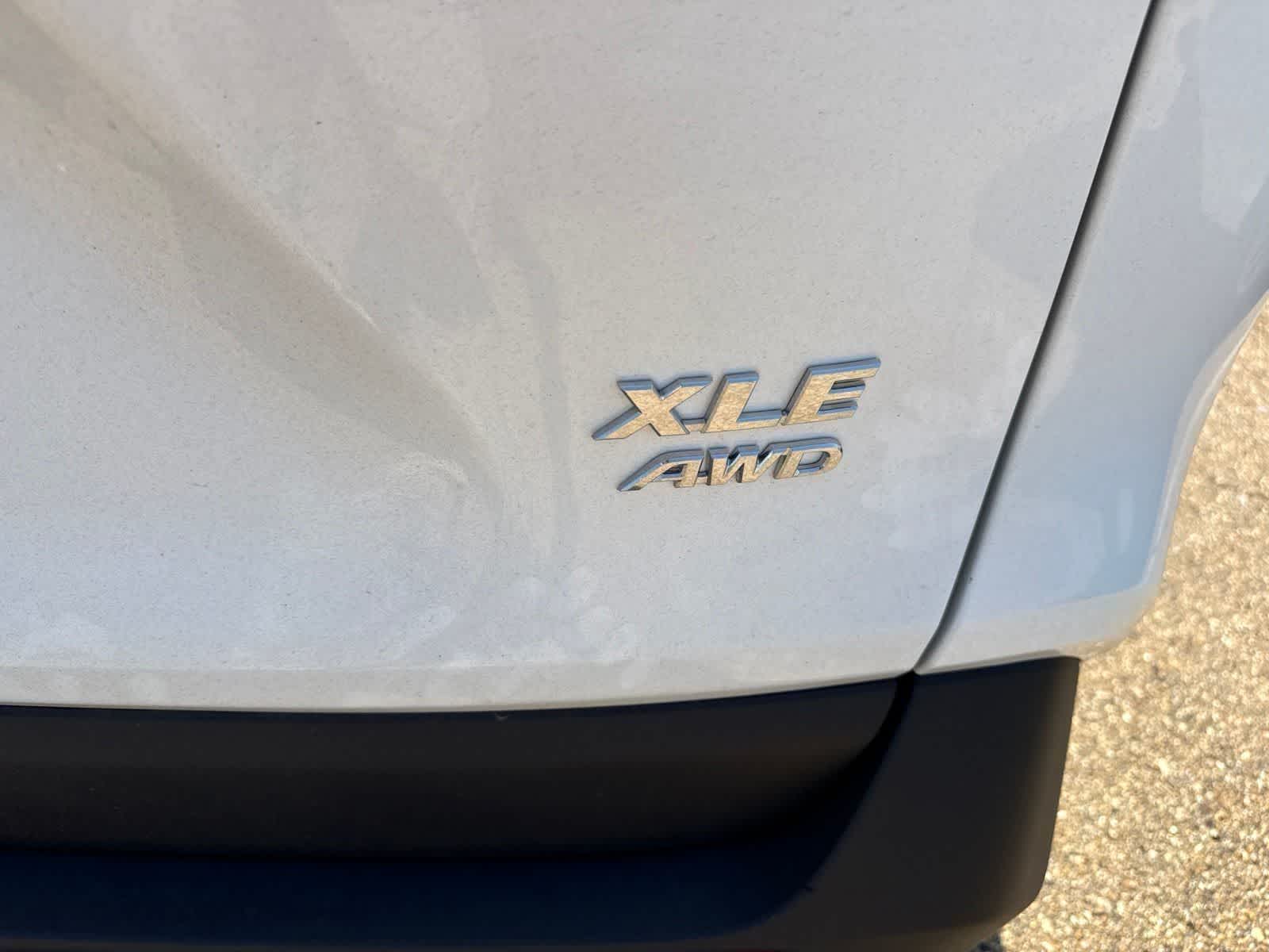 2024 Toyota RAV4 XLE AWD