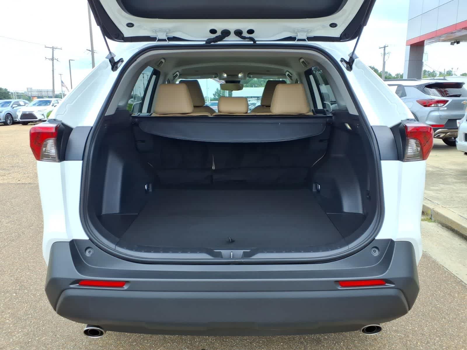 2024 Toyota RAV4 XLE AWD