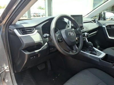 2024 Toyota RAV4 XLE FWD