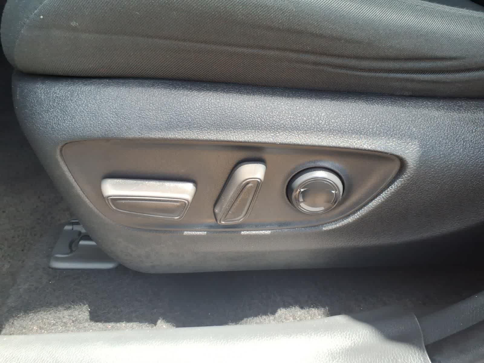 2024 Toyota RAV4 XLE FWD