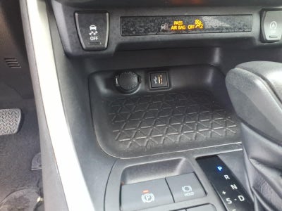 2024 Toyota RAV4 XLE FWD