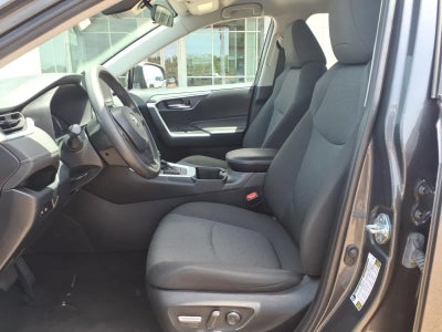 2024 Toyota RAV4 XLE FWD